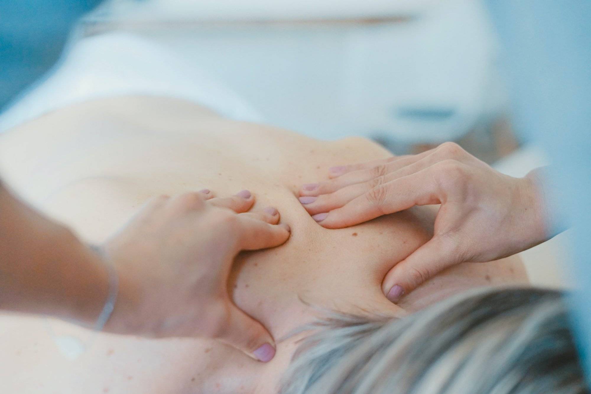omnihealth behandling med massage